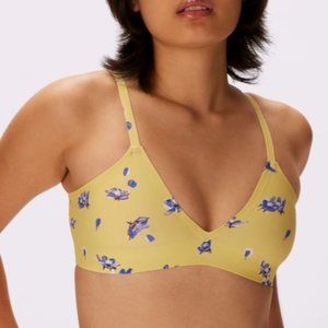 Smooth Lift Triangle Bralette